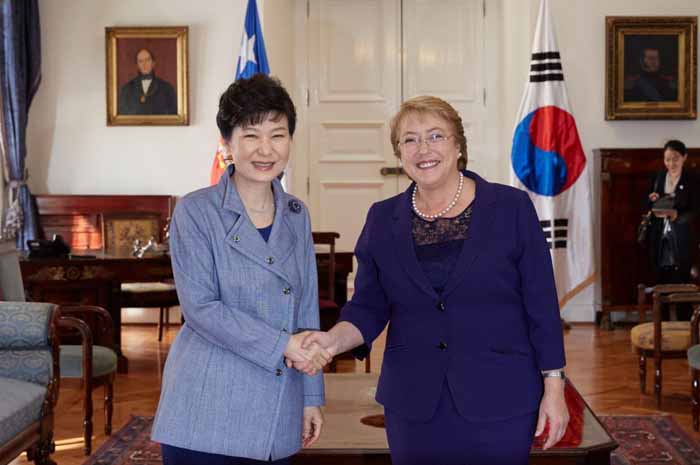 chile-summit-150423-1.jpg