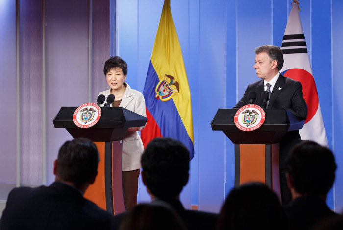 colombia-150420-5.jpg