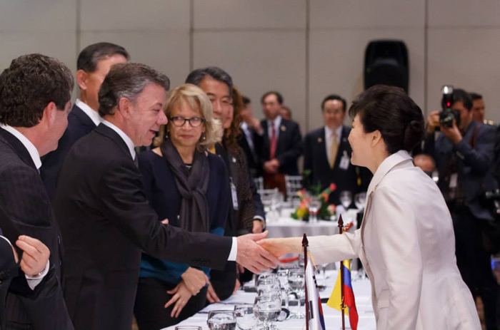 colombia-business-150420-1.jpg
