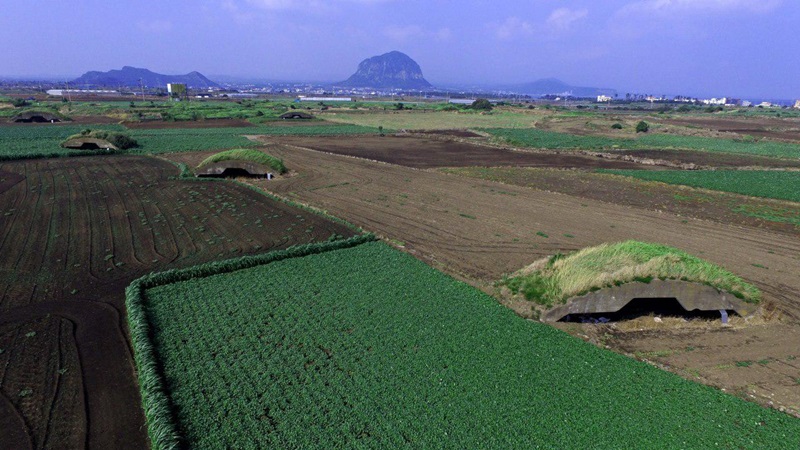 Altteureu Airfield on Jeju-do Island was used as a Japanese military base during Japan's colonial rule of the Korean Peninsula.