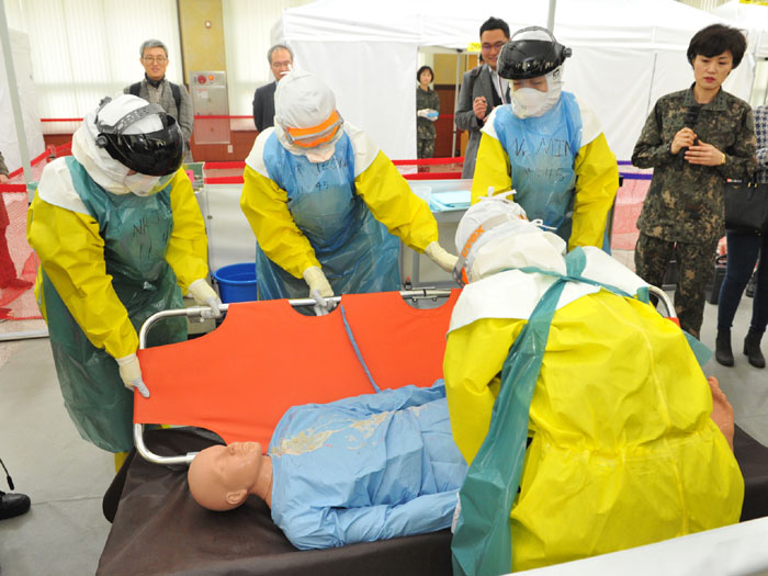ebola_1.jpg