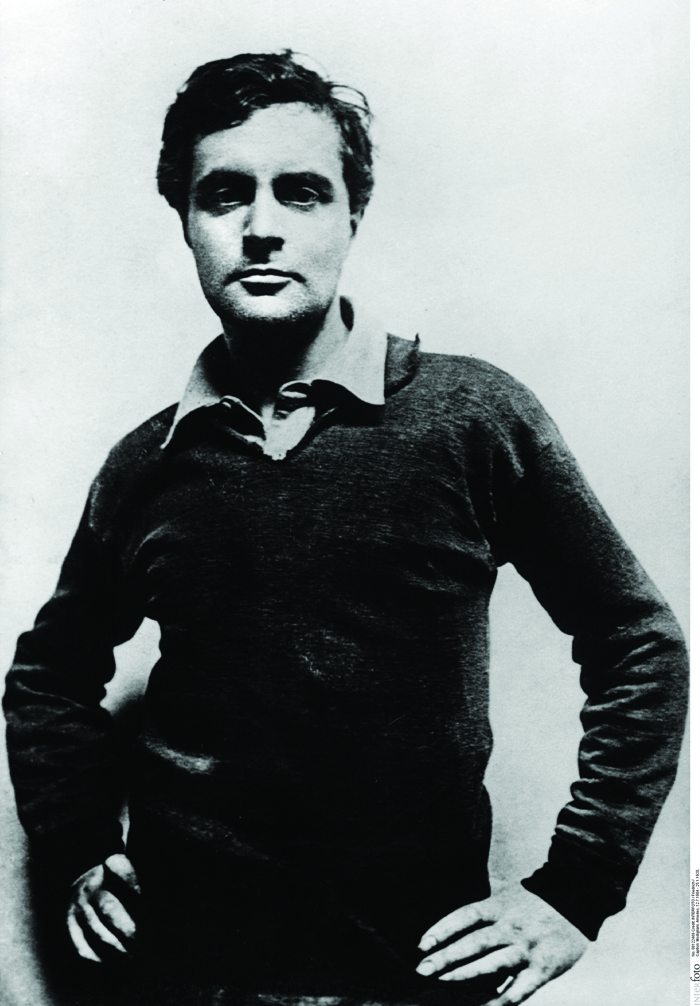 A photo taken in 1919 shows Amedeo Modigliani.