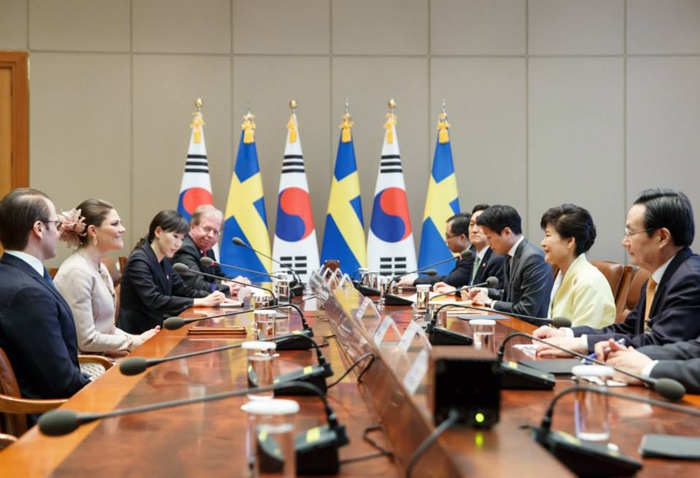  President Park Geun-hye says Sweden has contributed to peace and stability on the Korea Peninsula as a member of the Neutral Nations Supervisory Commission. 