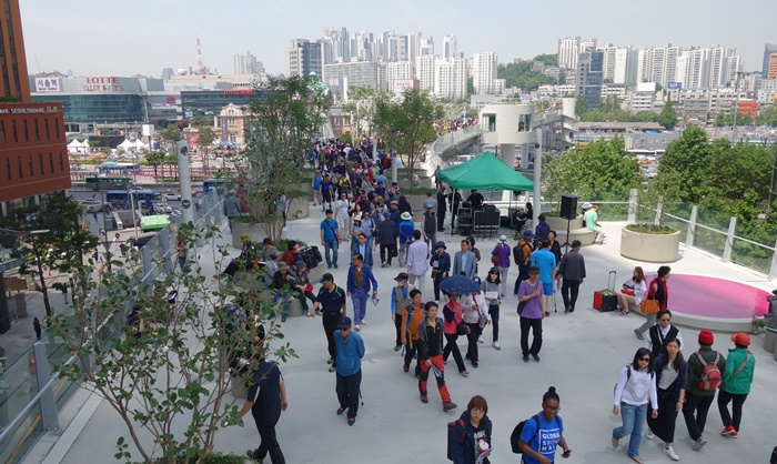 Seoullo 7017, a raised city walkway built on an overpass from the 1970s that was closed to traffic in 2015, opens to the public on May 20.