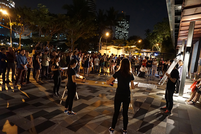 The first Singapore Open Media Art Festival (SOMAF) is held at the Gillman Barracks from May 29 to May 31 to celebrate the 40th anniversary of the Korea-Singapore diplomatic relationship. Thousands of visitors enjoyed a range of exhibitions and outdoor entertainment.