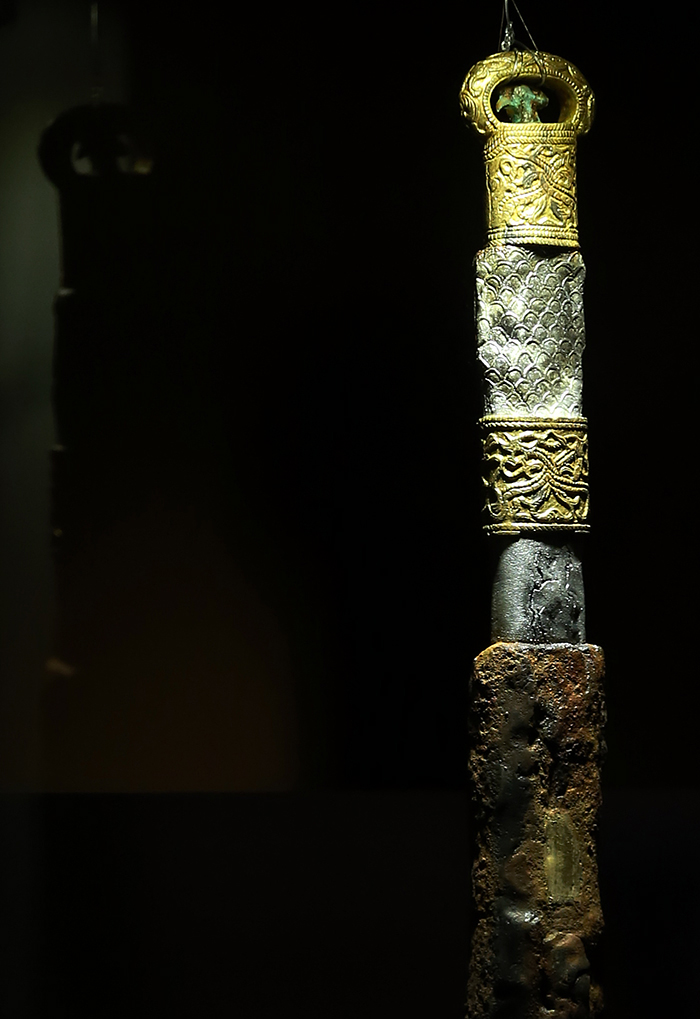 sword-150330-3.jpg
