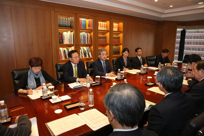 tourism-140508-1.jpg