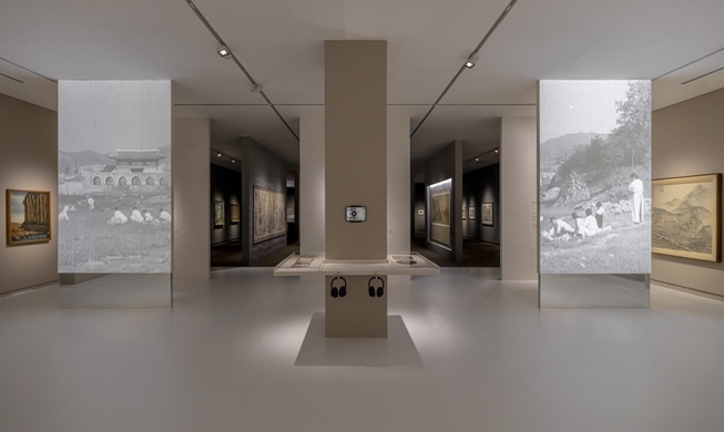 Liberation via art: exhibition shows loss, rediscovery of homeland