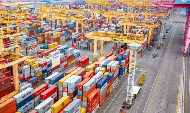 Looking up: biz sentiment index rises to four-year high of 104.2