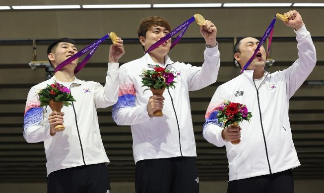 Korea wins gold in 4 events on 3rd day of Asian Games