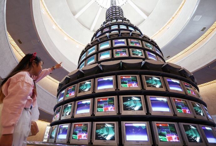 [사진으로 보는 한국] 천재 떠난 지 20년, 그의 예술은 여전히 흐른다