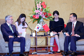 Seoul, Beijing join forces to boost tourism