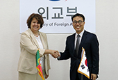 Korea expands cooperation with Portugal