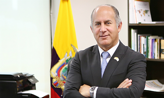 Olympic message from Ambassador of the Republic of Ecuador to Korea Oscar Gustavo Herrera Gilbert