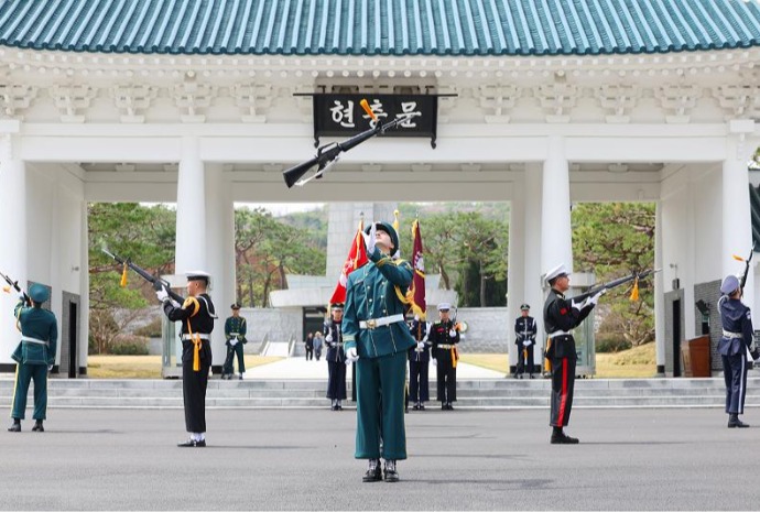 [사진으로 보는 한국] 한 치 오차 없는 의장대의 동작