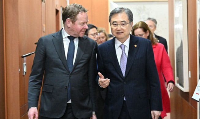 한-네덜란드, &acute;외교·산업 고위급 대화’ 가동···경제안보 공조 강화