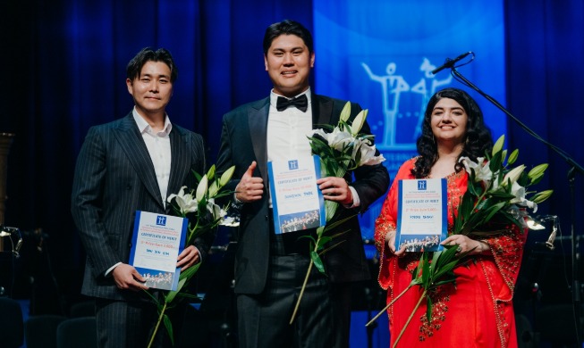Bass wins global opera contest, ballerino takes title in Finland