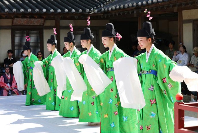 Royal Banquet at Yeongyeongdang in Year of Muja (1828)