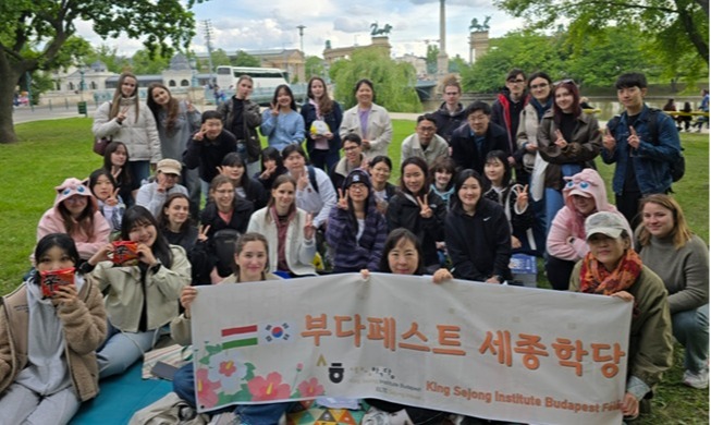 해외 한국어반 학생 19만명···5년 새 50% 늘었다