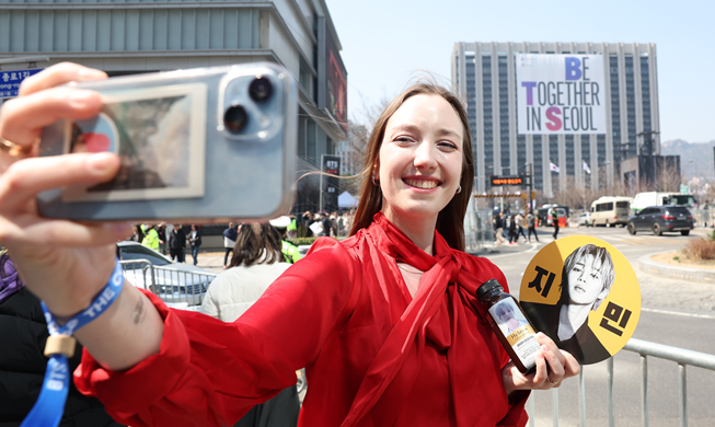 70% of people worldwide positively view Hallyu led by K-pop