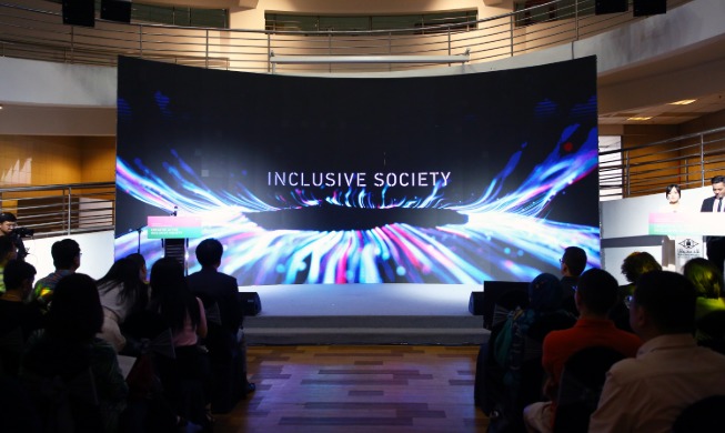 Forum with ASEAN eyes expansion of innovative cultural exchanges