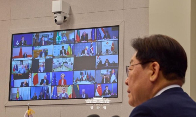 President pledges 'practical contribution' to reopening Hormuz