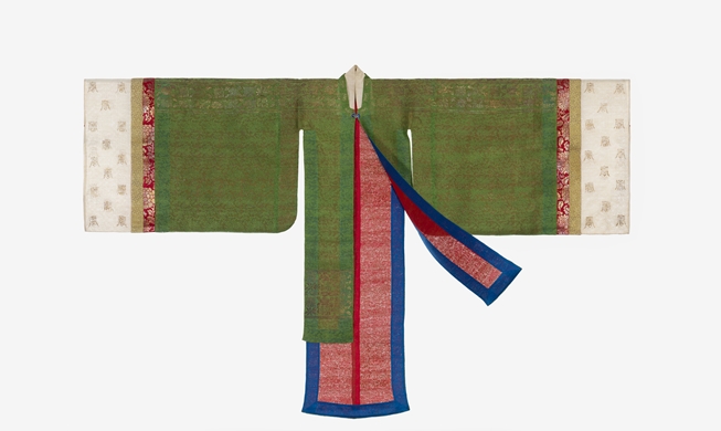 Clothes of Royal Ladies