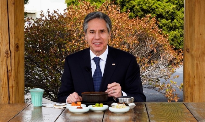 Top US diplomat tweets about soft tofu stew in Seoul