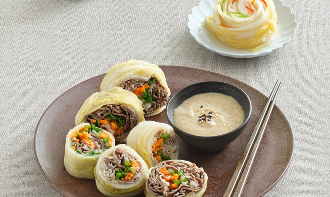 [Creative kimchi creations] 3. Beef loin white kimchi roll