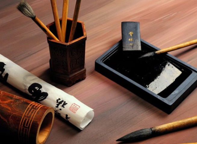 Seeing Hangeul's beauty via learning traditional calligraphy