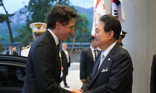 Korea-Canada summit stresses stronger ties over next 60 years