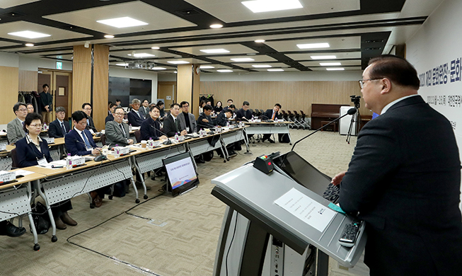 Bigger role for KCCs urged to promote Korea abroad