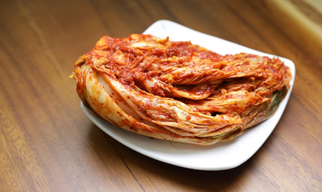 Handy kimjang kit eases, speeds up making of kimchi