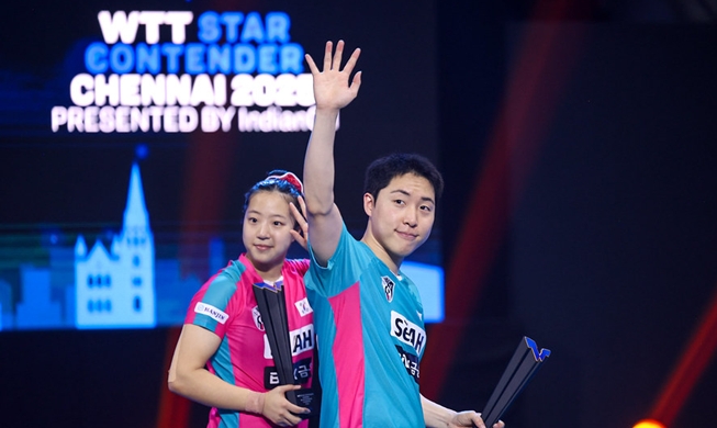 Table tennis stars Shin, Lim win year's first tourney victory