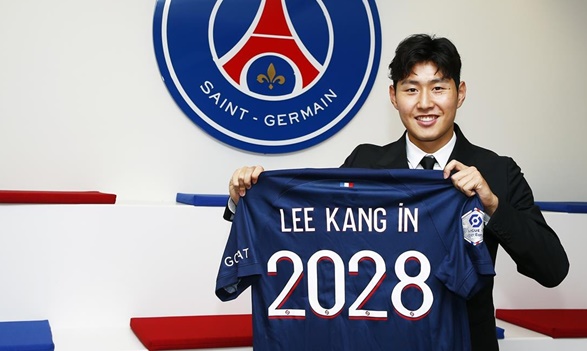 Midfielder Lee Kang-in signs 5-year deal with France's PSG