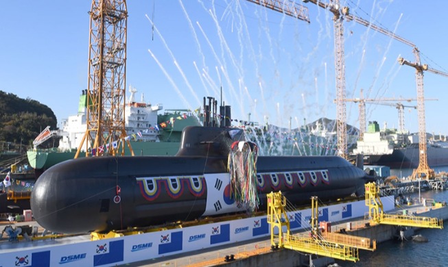 Navy launches 2nd 3,000-ton submarine Ahn Mu