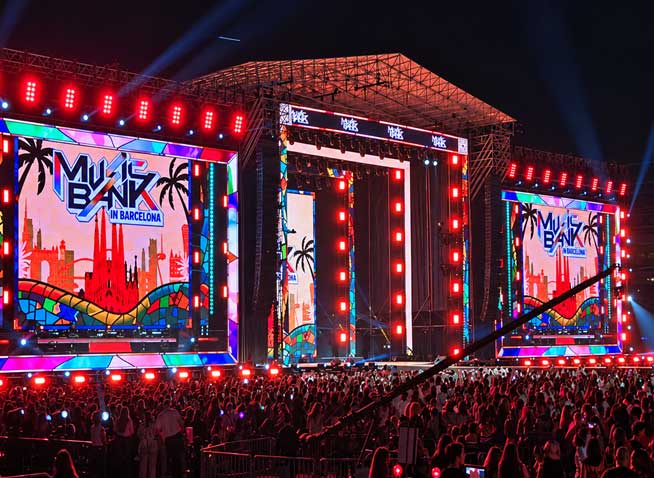 Music Bank World Tour attracts 37,500 in first Barcelona concert