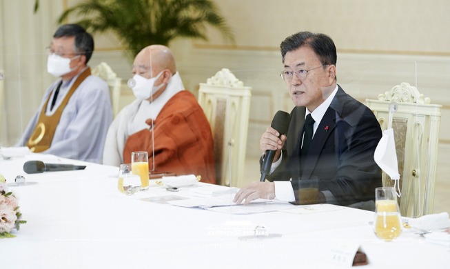 Remarks by President Moon Jae-in at Luncheon Meeting with Religious Leaders
