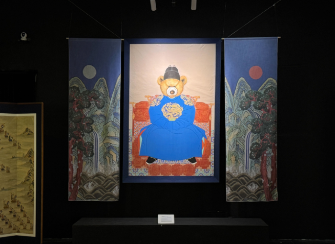Display in Philippines features traditional art with teddy bears