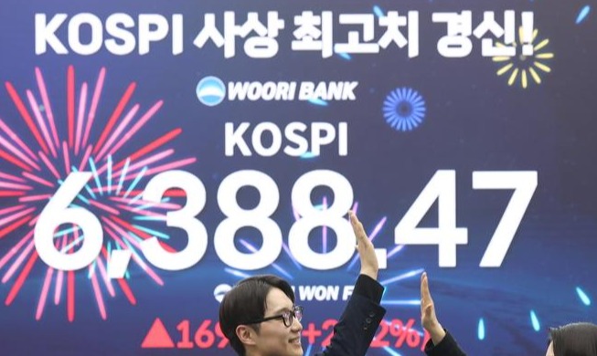 Main stock price index posts record 6,388, leads G20 in growth