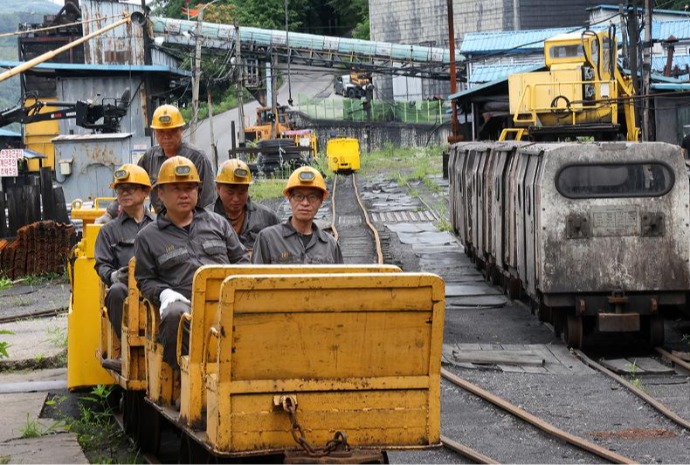 Country's last coal mine set to close for good