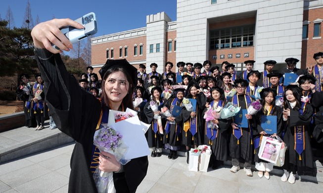 외국인 취업자 110만 명 넘어···유학생 취업 72% 급증
