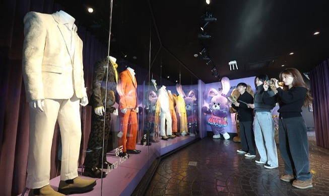 BTS' clothes worn at 2021 Grammy Awards displayed