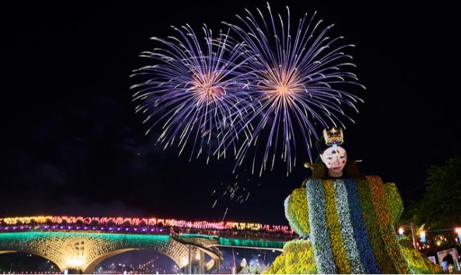 Festival honoring traditional love story marks 95th anniversary