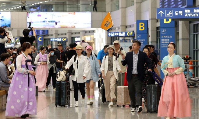 Ministry announces measures to attract more Chinese tourists
