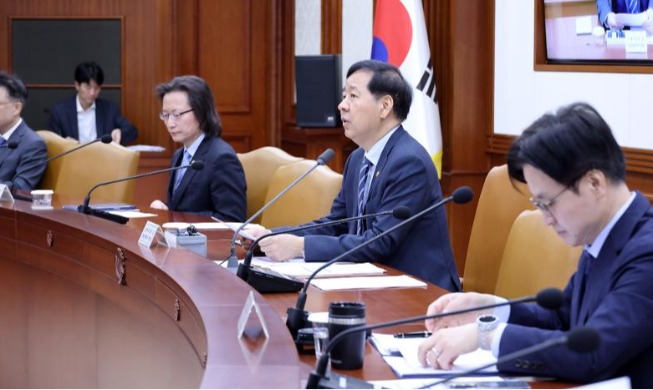 Finance minister pledges USD 6B in aid for key Mideast allies