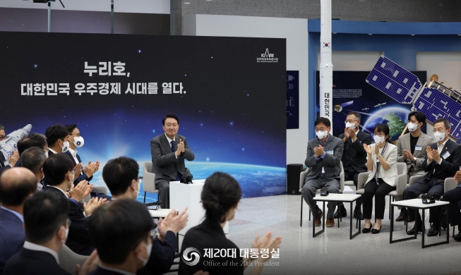 President Yoon declares 'new vision' for space economy era