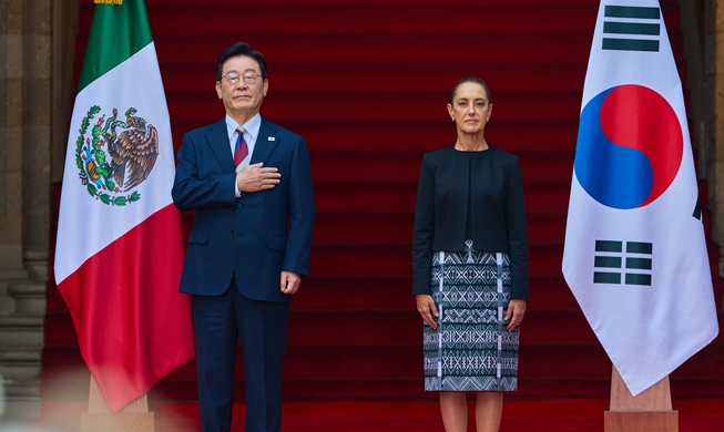 President Lee, Mexico pledge stronger supply chain, tech, AI ties