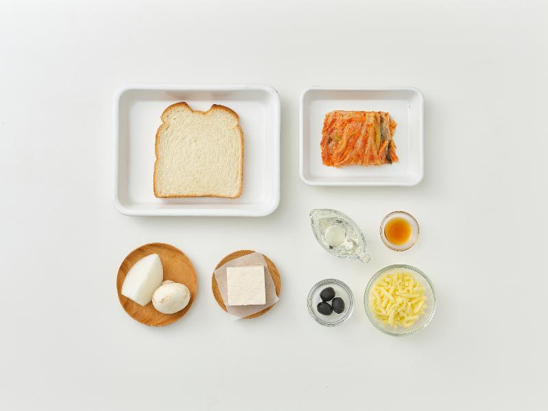 kimchi_pizza_ingredients
