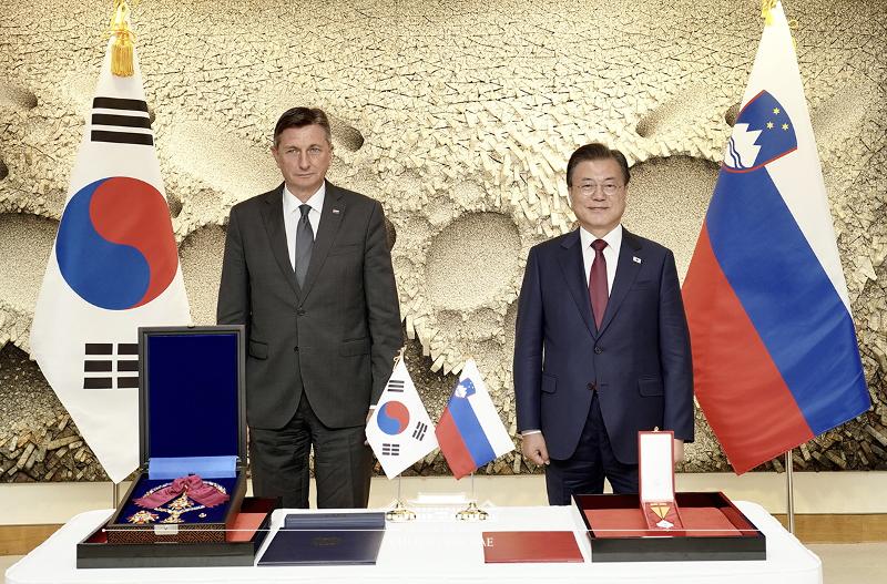 Korea-Slovenia summit